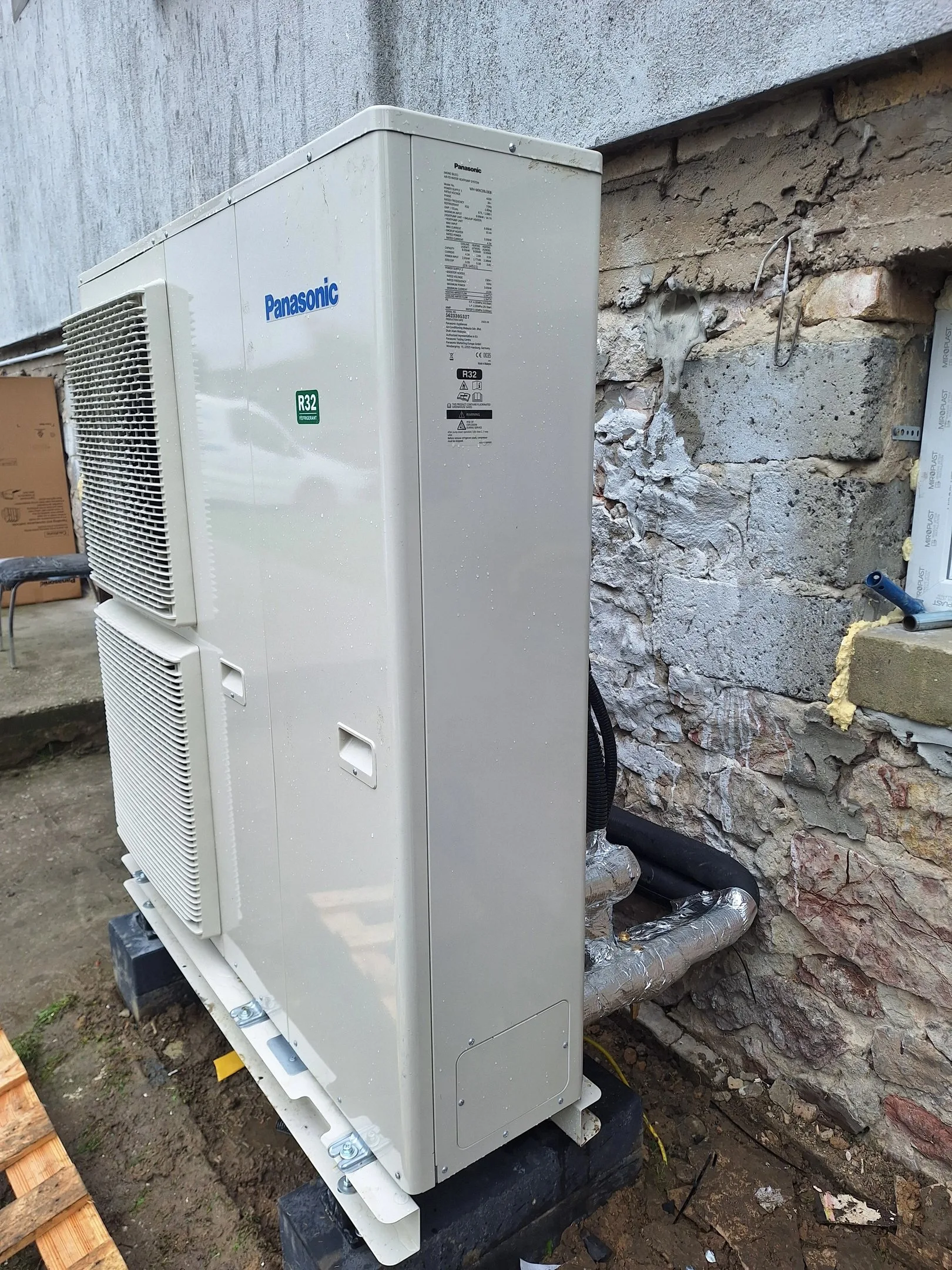Montaż pompy ciepła w starszym domu – Hydroflex Instalacje, województwo świętokrzyskie